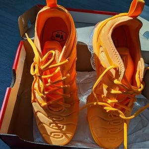 Women Nike Vapormax Plus Laser Orange
